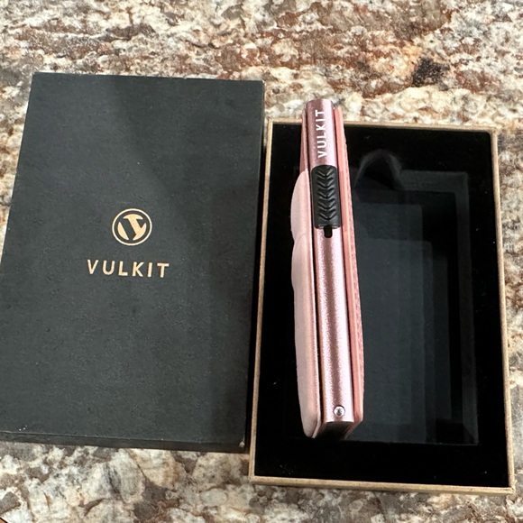 Vulkit Slim Wallet with Credit Card Riser - Rose Color - Picture 3 of 5